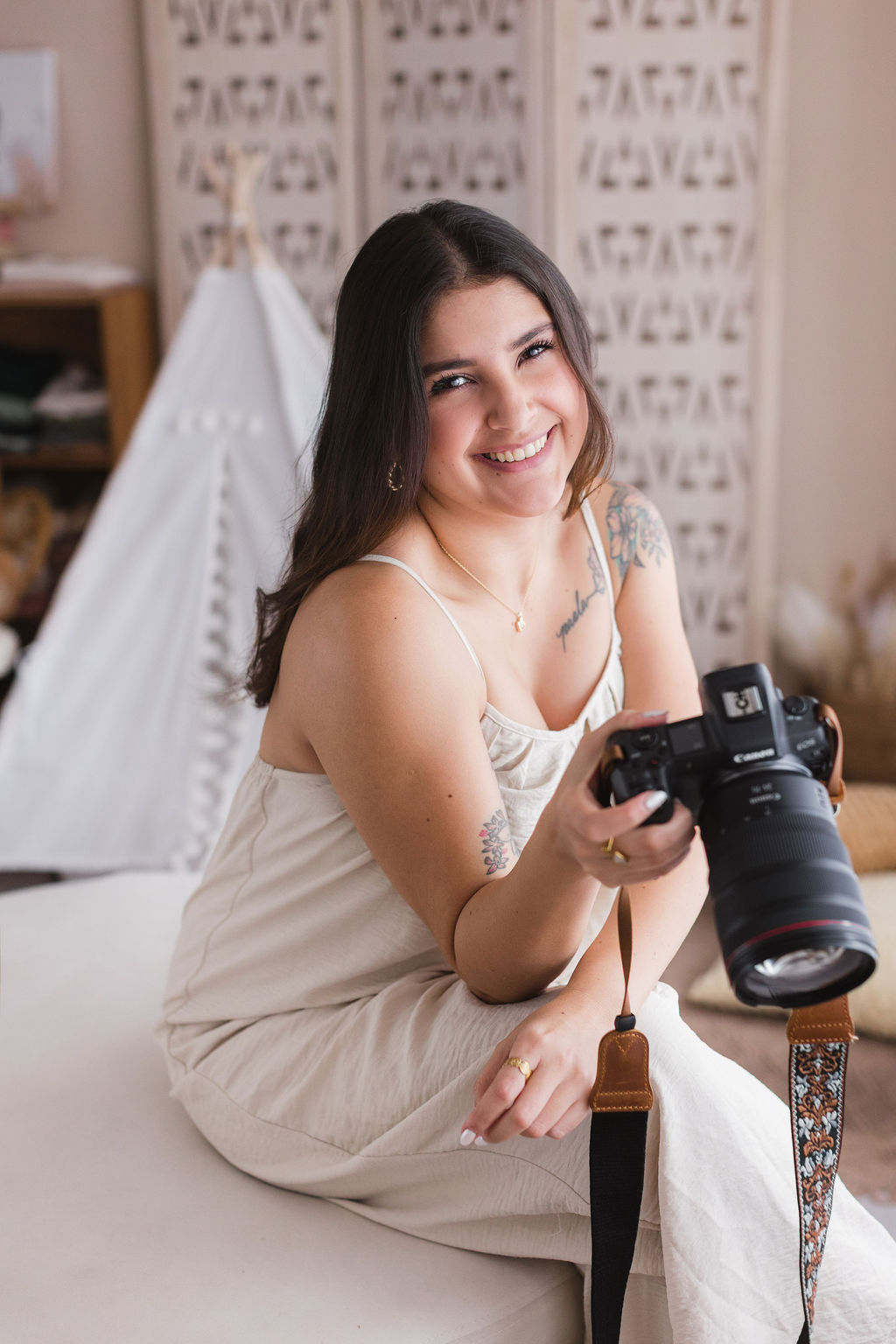 Fotografía de marca personal — creadora de contenido